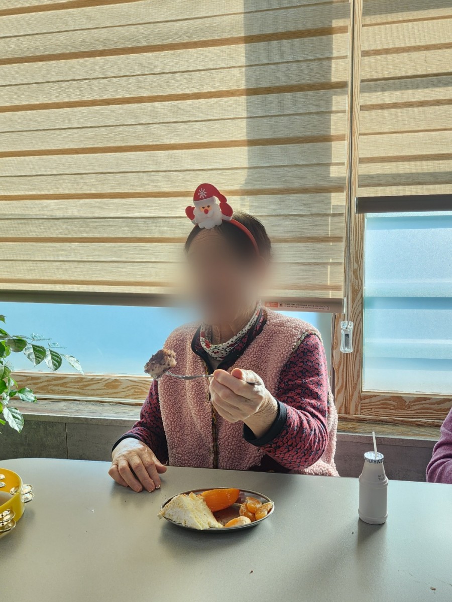 fa93e34ab15fb0af8a861bbf97f84683_1735003255_7599.jpg