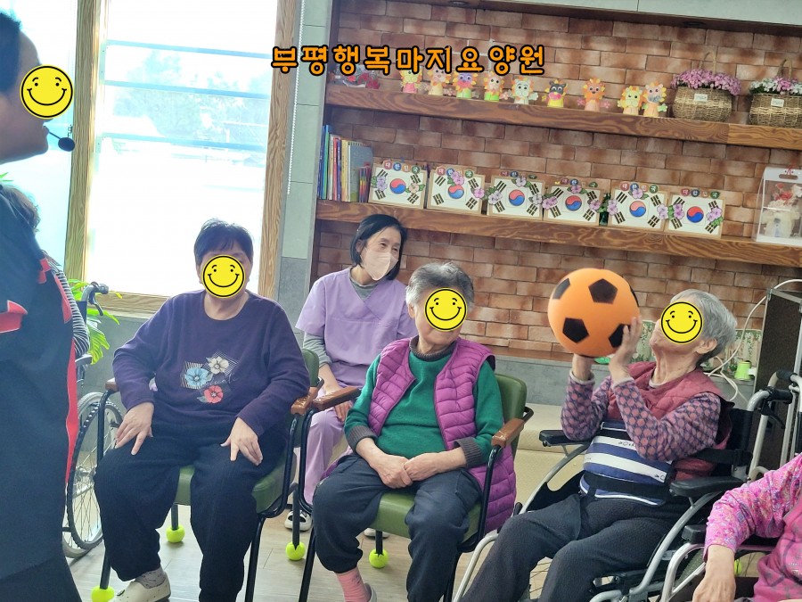 c3095bda119c41307784eb0c43ebff23_1777192845_7436.jpg